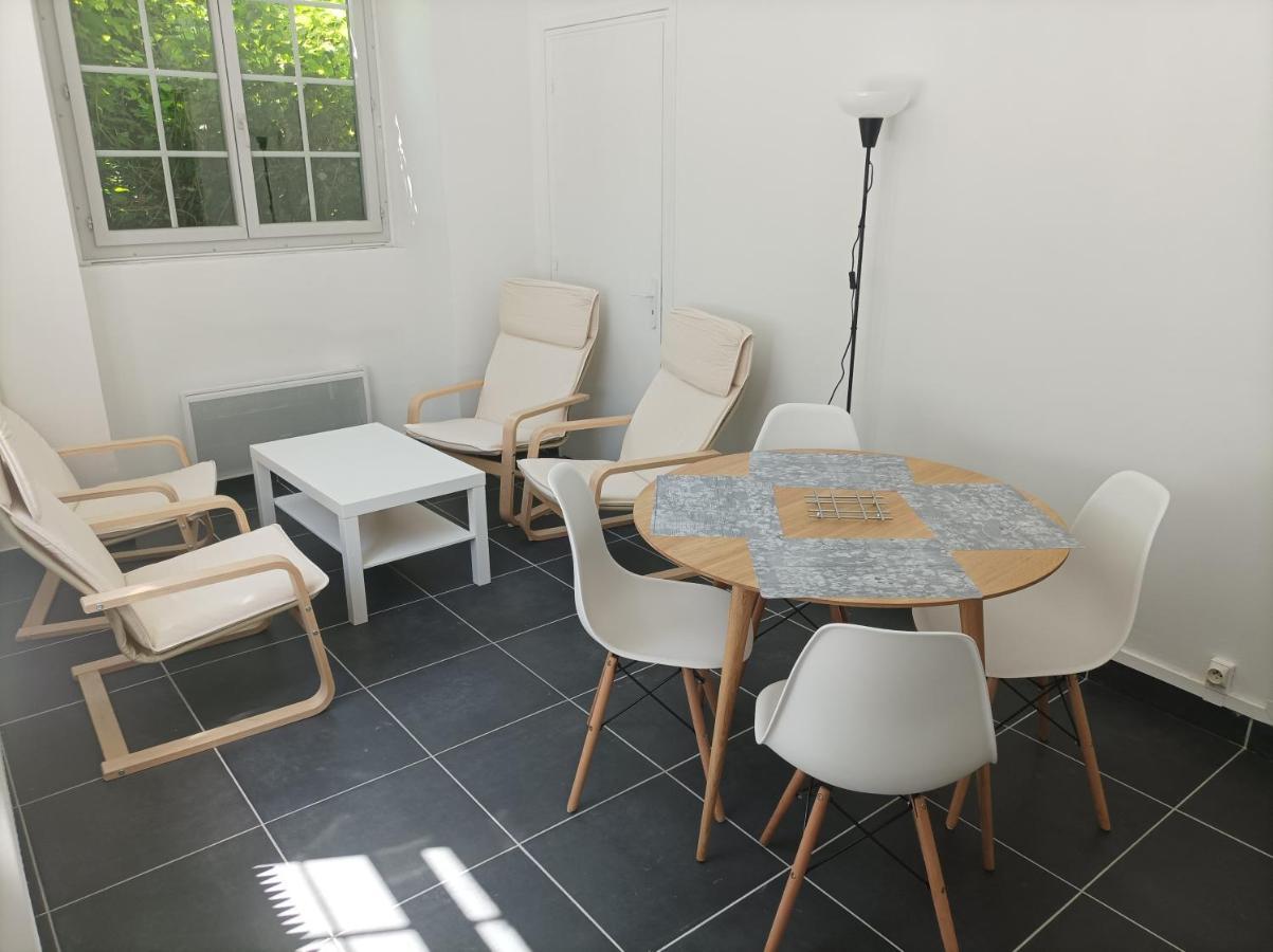 O'Couvent - Appartement 62 M2 - 2 Chambres - A513 ซาลอนส์-เลส์-แบ็งส์ ภายนอก รูปภาพ